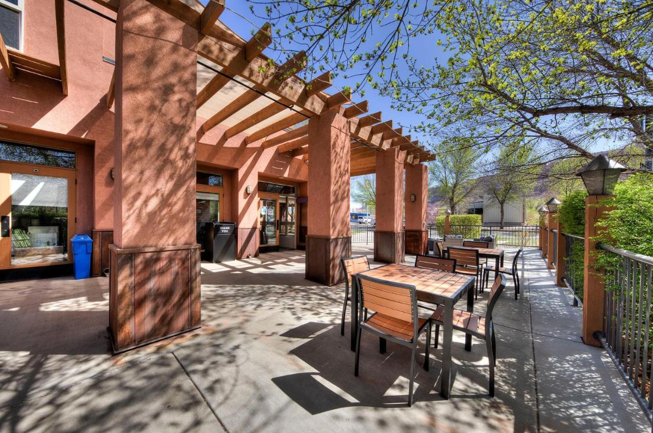 The Gonzo Inn Moab Exterior photo